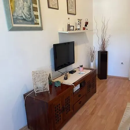 Lovely 3-bedroom In Center Of Pula
